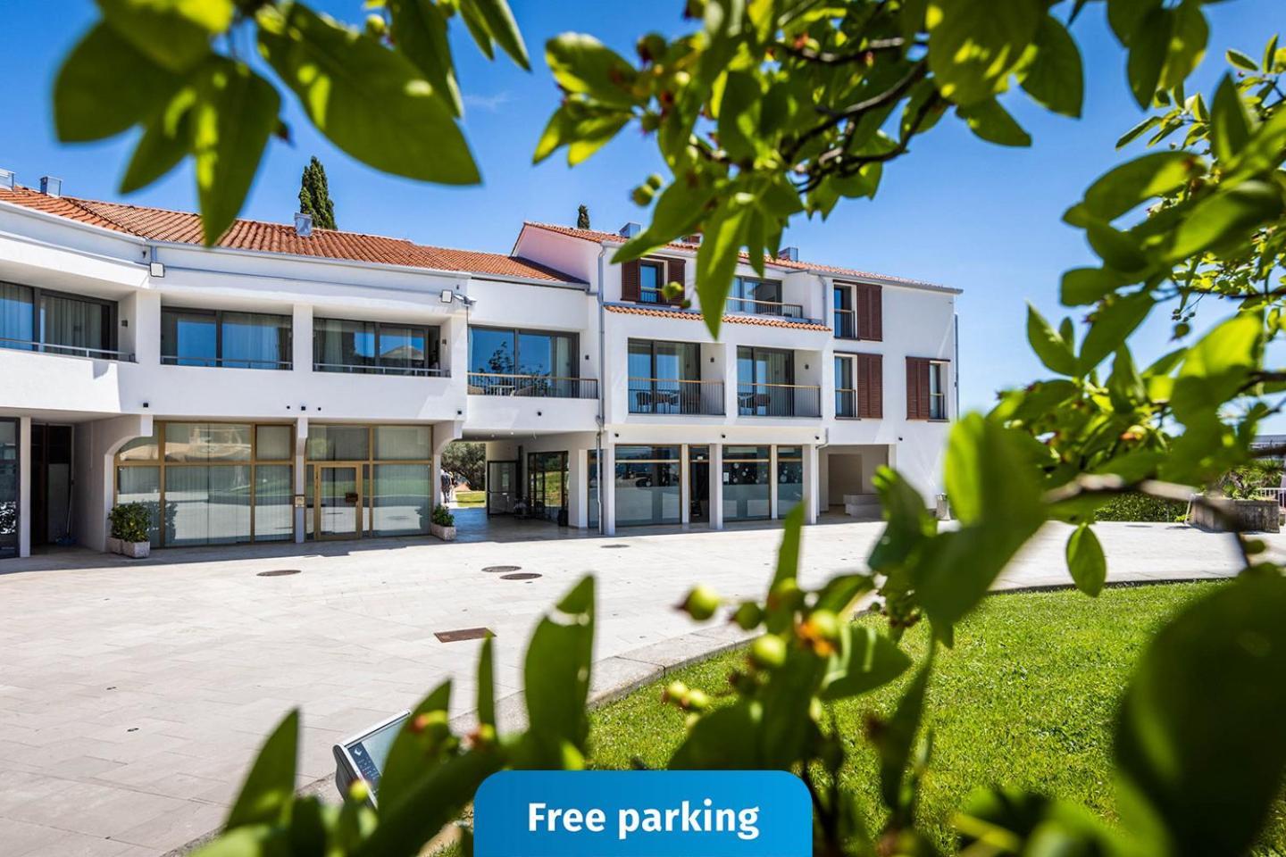 Hotel Vile Park Premium Порторож Экстерьер фото